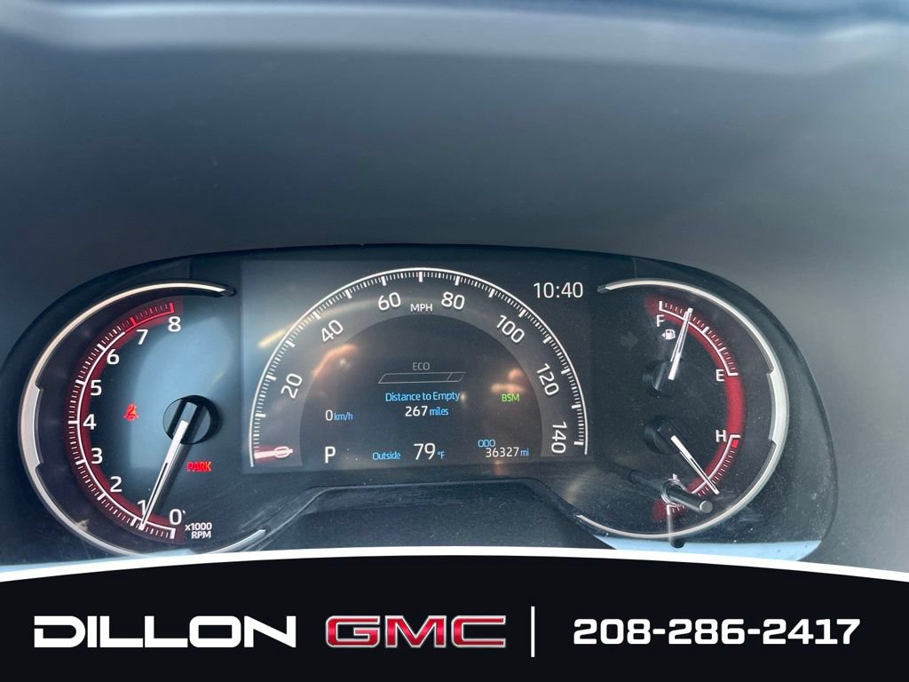 Used 2025 Toyota RAV4 XLE AWD/4WD image 9