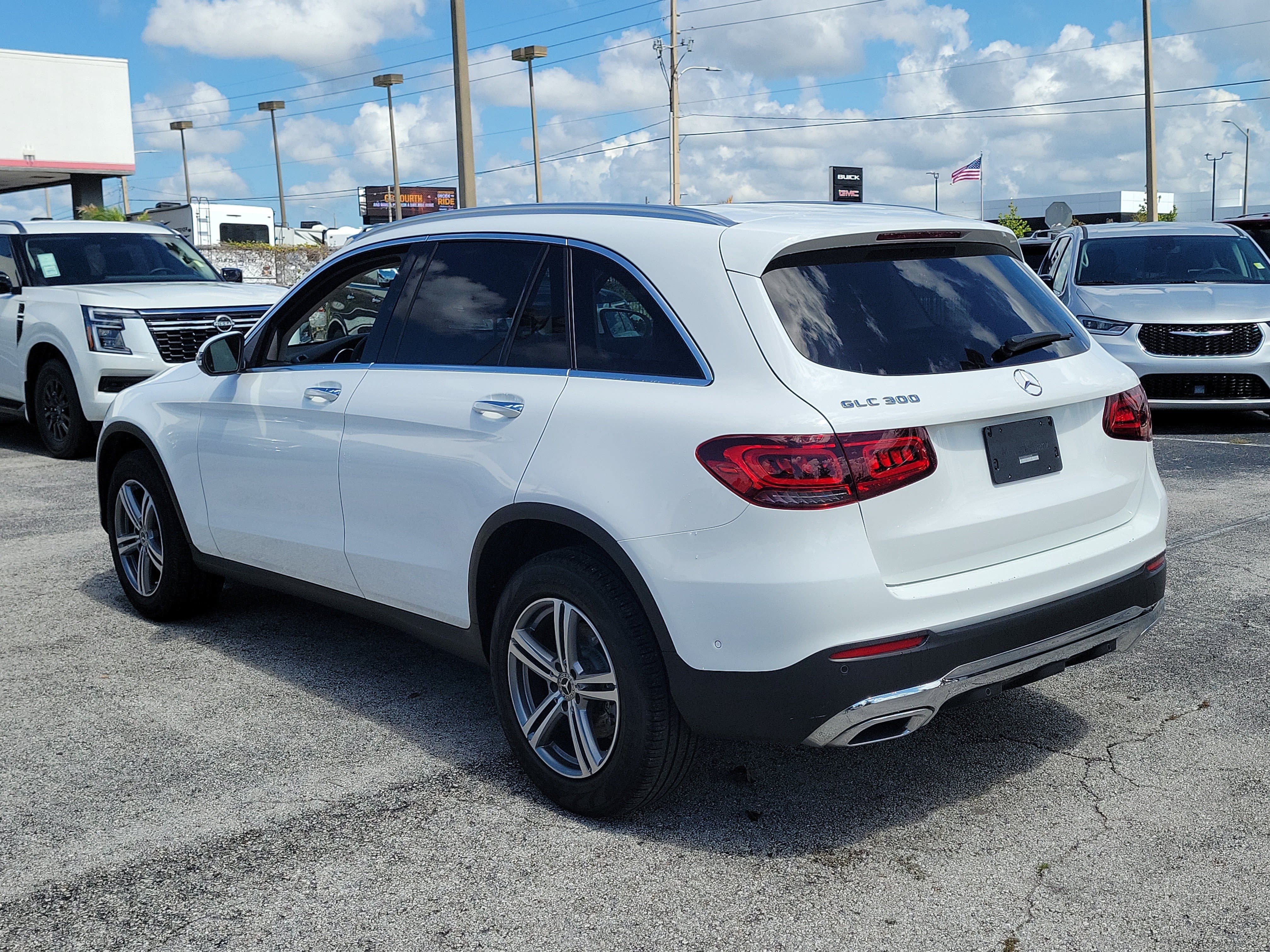 Used 2022 Mercedes-Benz GLC 300 image 8