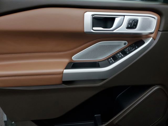 Certified 2023 Ford Explorer King Ranch w/ Technology Package image 8