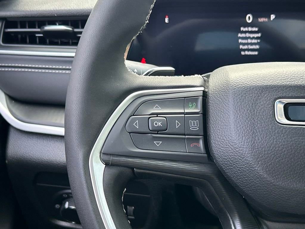 New 2024 Jeep Grand Cherokee Altitude RWD image 33