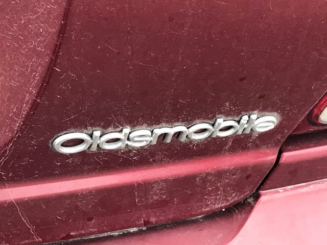 Used 2002 Oldsmobile Intrigue GX w/ Driver Control Pkg image 5