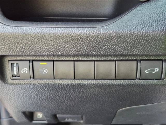 Used 2023 Toyota RAV4 XSE AWD/4WD image 13