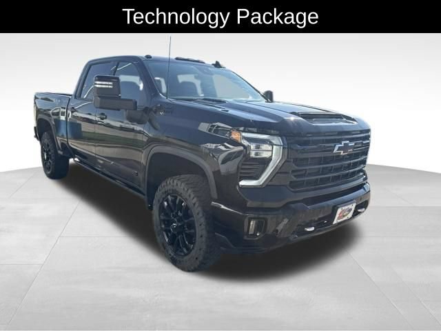 Used 2025 Chevrolet Silverado 3500 High Country w/ High Country Premium Package AWD/4WD image 4