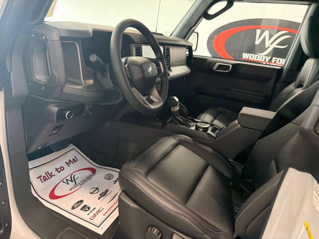 New 2026 Ford Bronco Badlands w/ Sasquatch Package AWD/4WD image 11