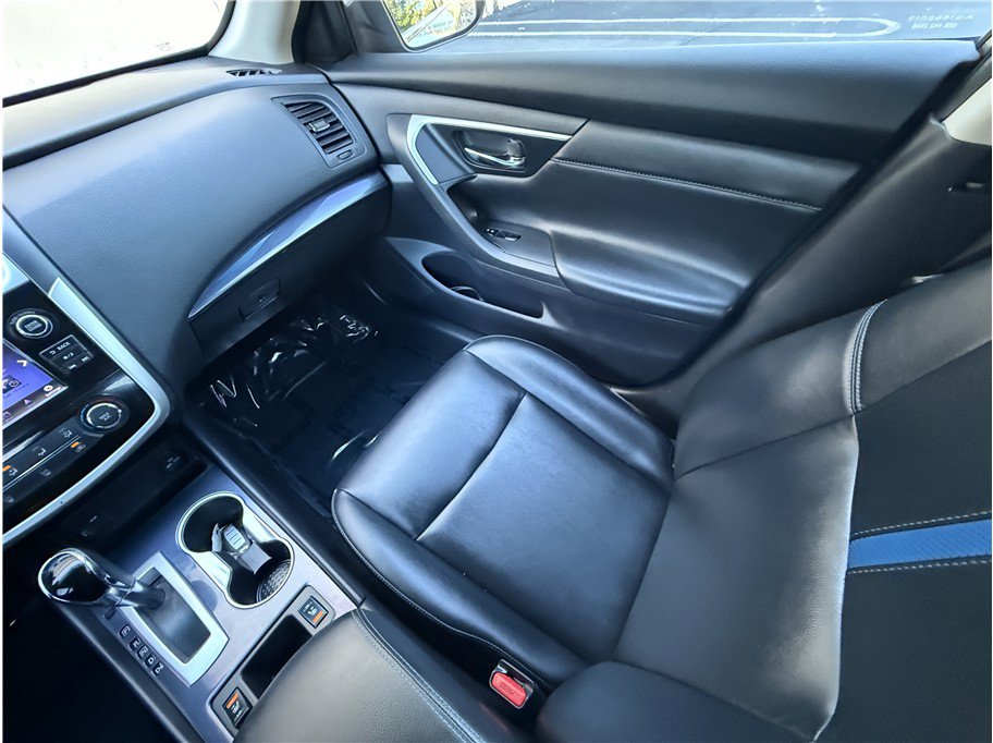 Used 2018 Nissan Altima 2.5 SR w/ SR Special Edition FWD image 9