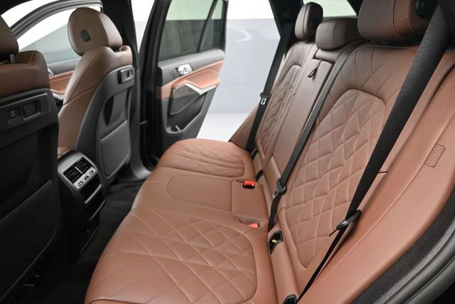 Used 2023 BMW X5 xDrive40i AWD/4WD image 19