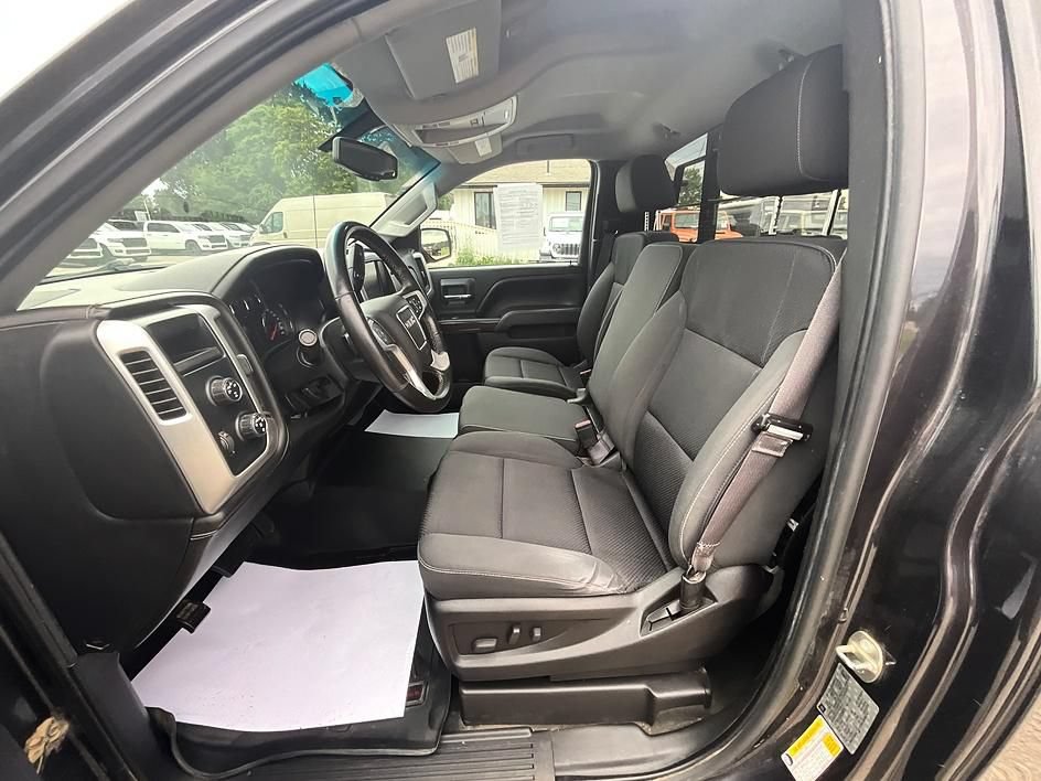 Used 2015 GMC Sierra 1500 SLE w/ SLE Preferred Package AWD/4WD image 17