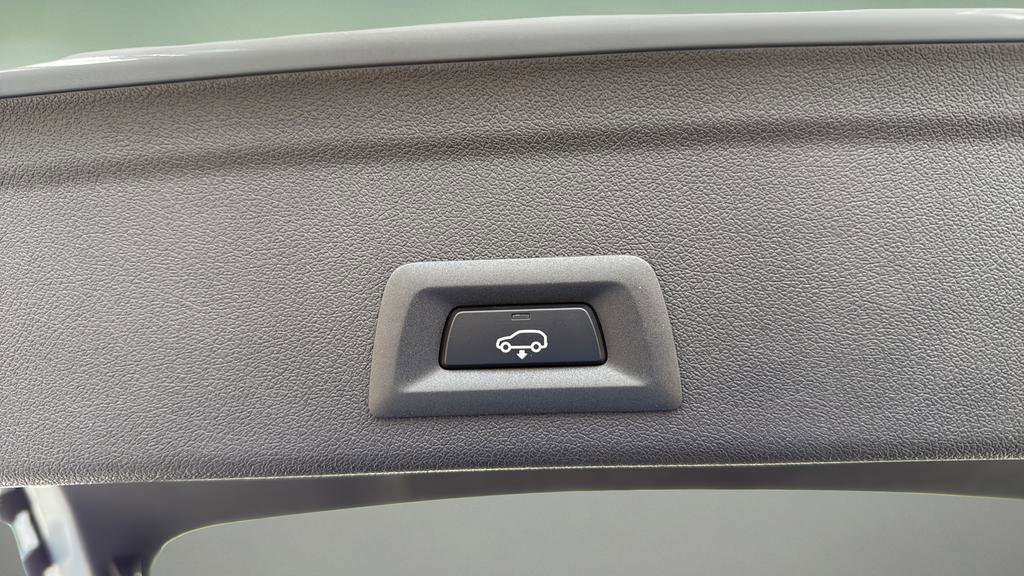 Used 2026 BMW X6 xDrive40i image 28