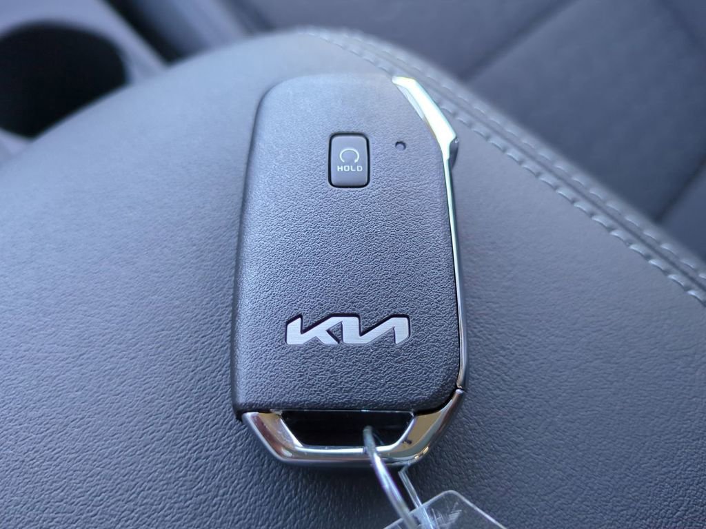 New 2026 Kia Seltos S image 28