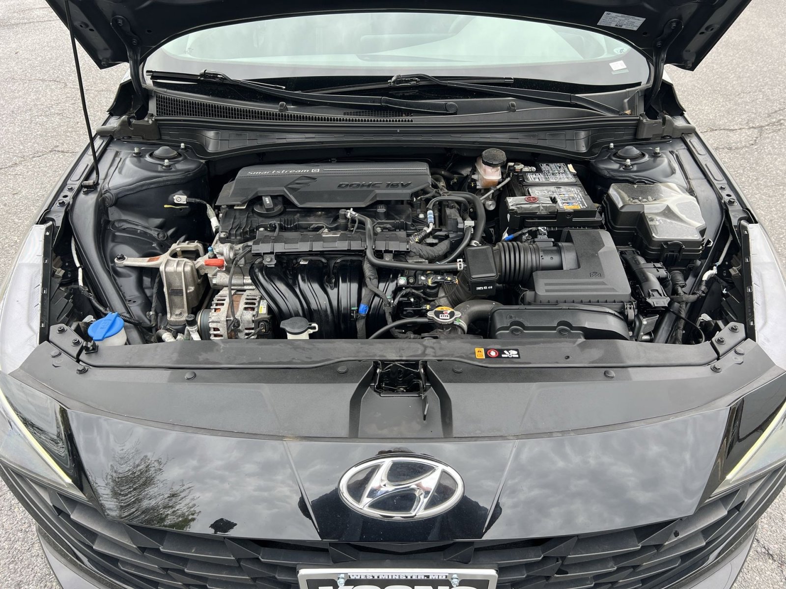 Used 2023 Hyundai Elantra SE image 33