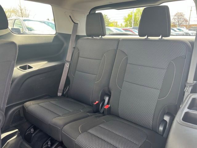 Certified 2023 GMC Acadia SLE w/ Driver Convenience Package FWD image 16