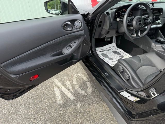 New 2025 Nissan Z Performance w/ Floor Mat Package image 16