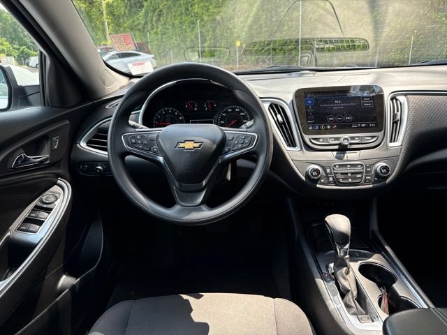 Used 2024 Chevrolet Malibu LT FWD image 19