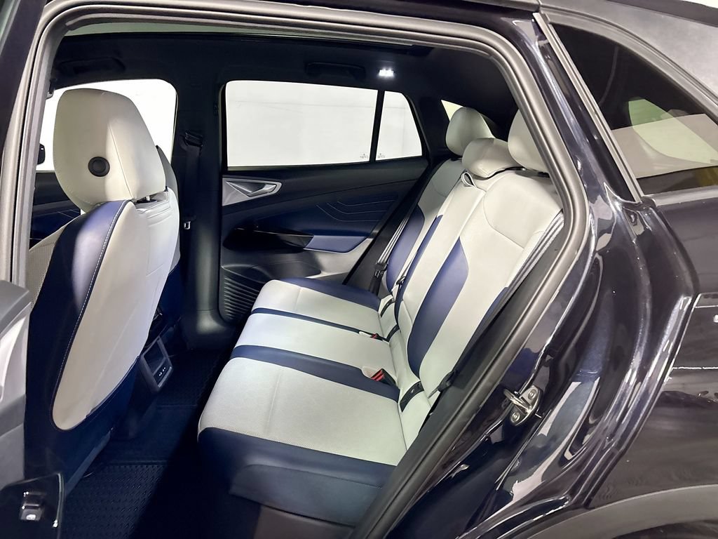 Certified 2025 Volkswagen ID.4 Pro S AWD/4WD image 22