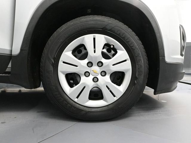 Used 2016 Chevrolet Trax LS image 14