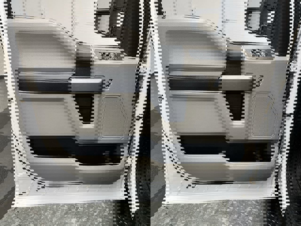 Certified 2020 Ford F250 XLT w/ XLT Value Package image 9