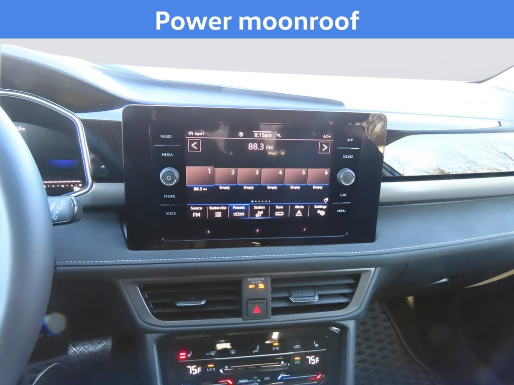 New 2025 Volkswagen Taos SE AWD/4WD image 7