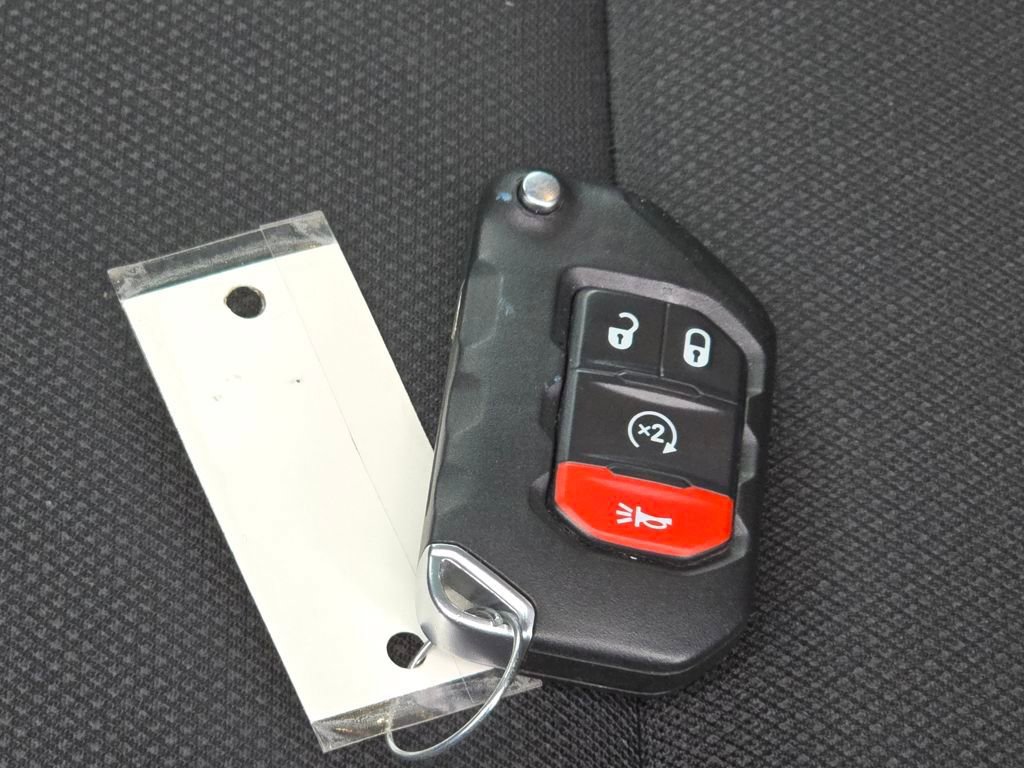 Used 2022 Jeep Wrangler Unlimited Sahara w/ Safety Group image 29