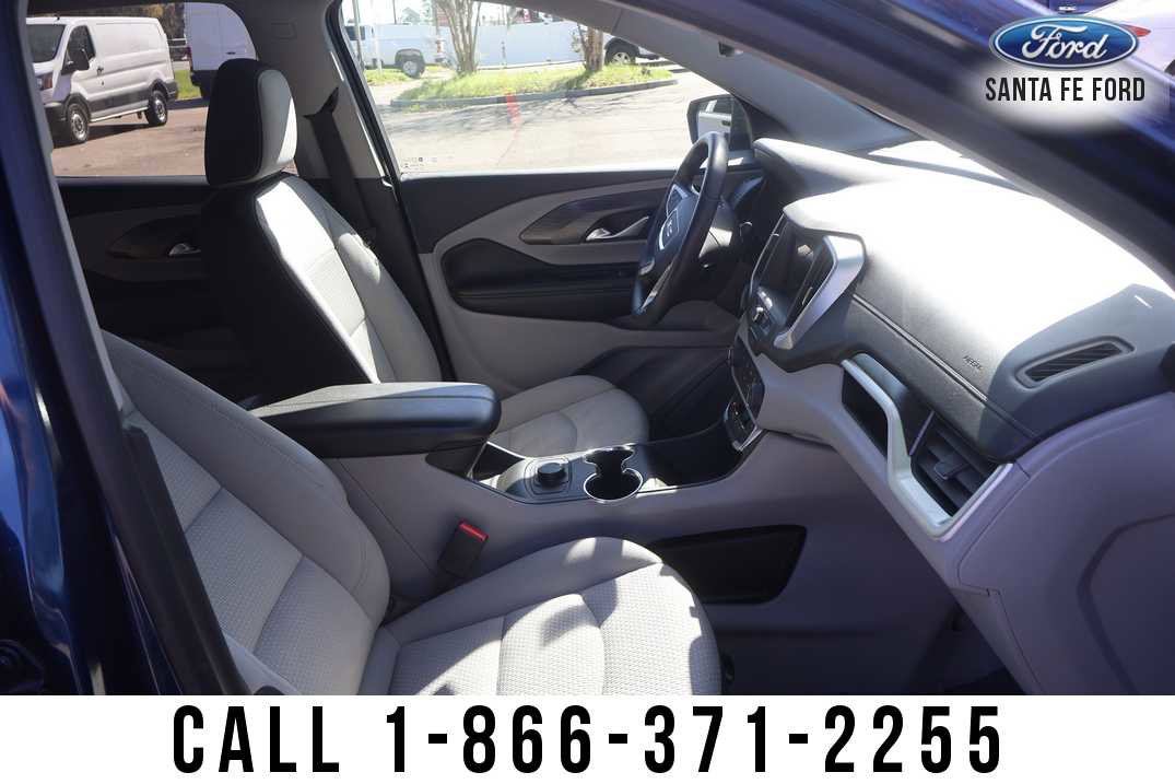 Used 2022 GMC Terrain SLE image 26