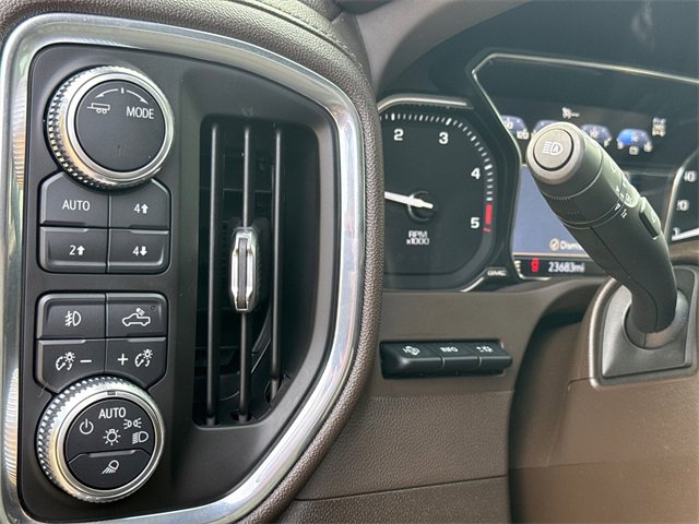 Used 2023 GMC Sierra 3500 Denali w/ Technology Package image 21