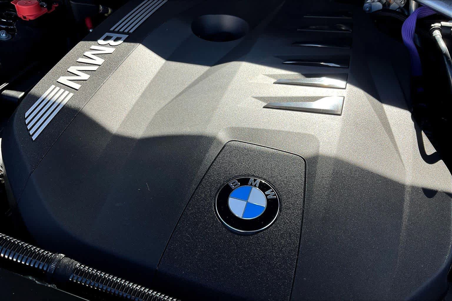 Used 2026 BMW X7 xDrive40i w/ M Sport Package image 35