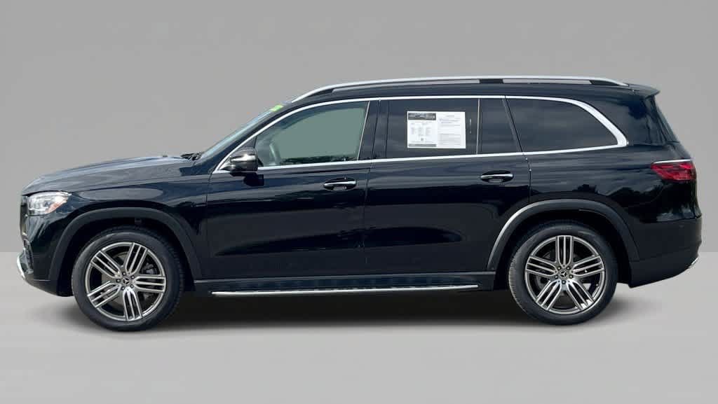 Used 2026 Mercedes-Benz GLS 450 4MATIC image 2
