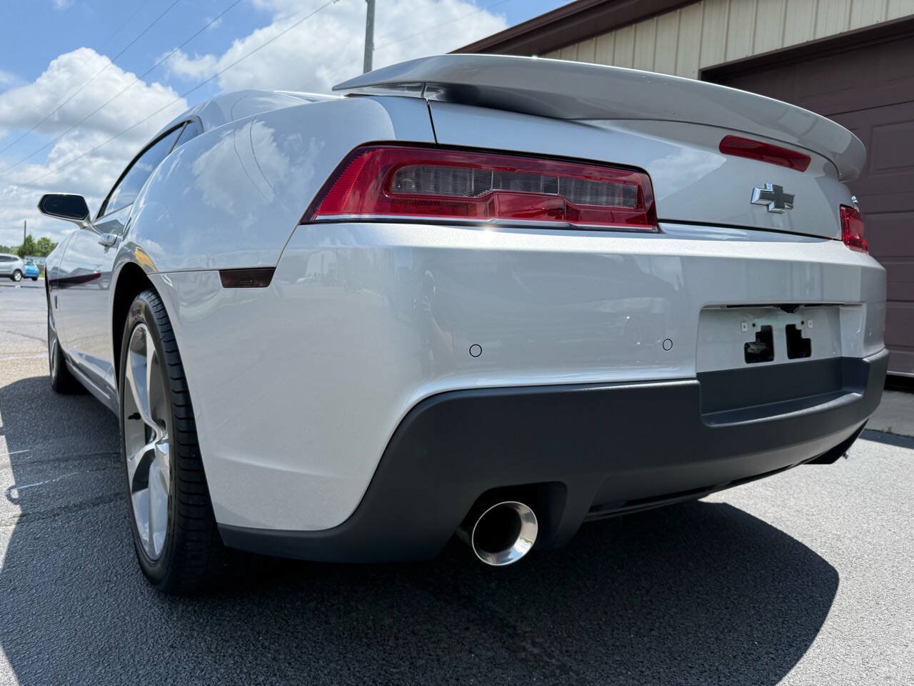 Used 2015 Chevrolet Camaro SS w/ Commemorative Special Edition RWD image 74