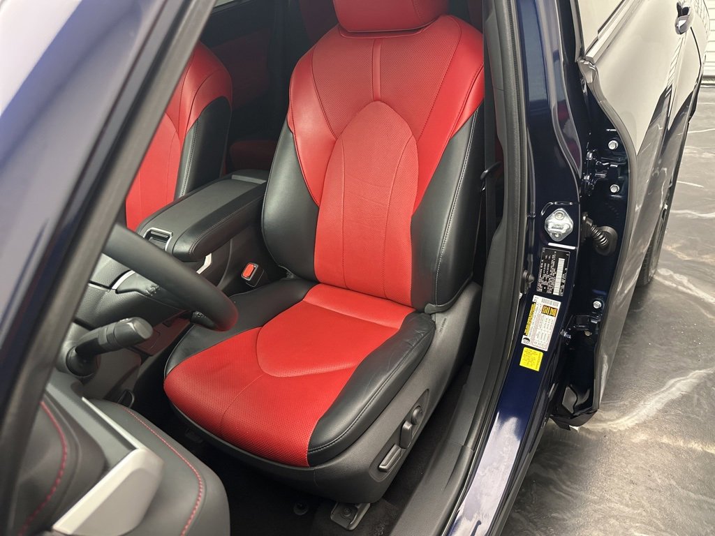 Used 2022 Toyota Highlander XSE image 17