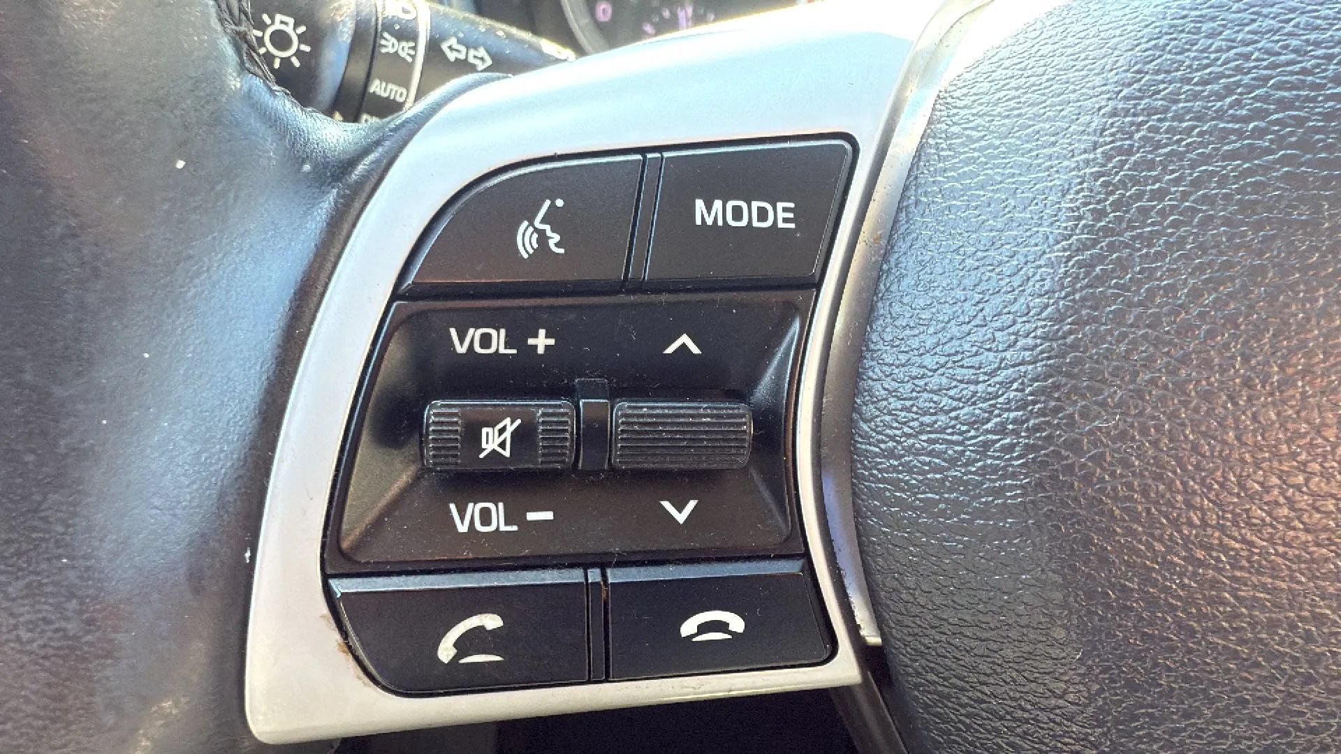 Used 2019 Hyundai Sonata SEL w/ Tech Package 02 FWD image 12