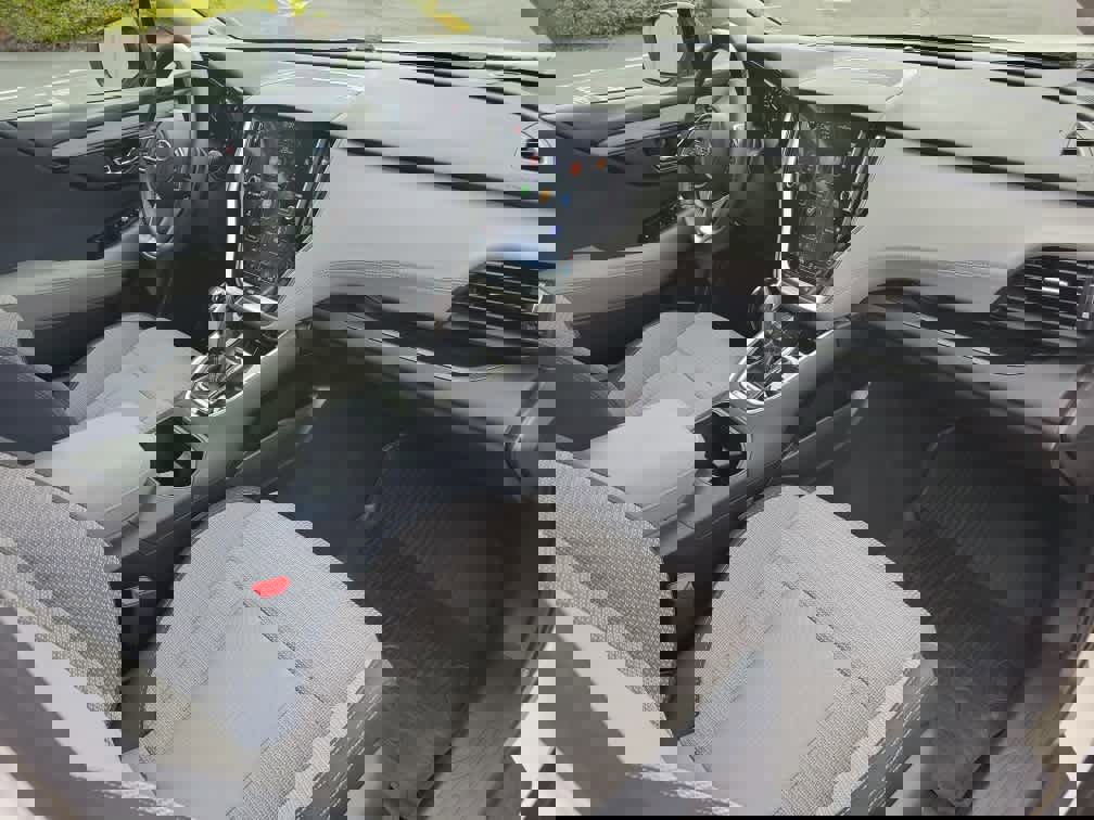 Used 2023 Subaru Outback Premium image 28