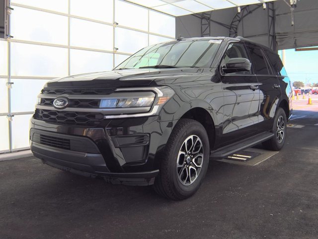 Used 2024 Ford Expedition XLT
