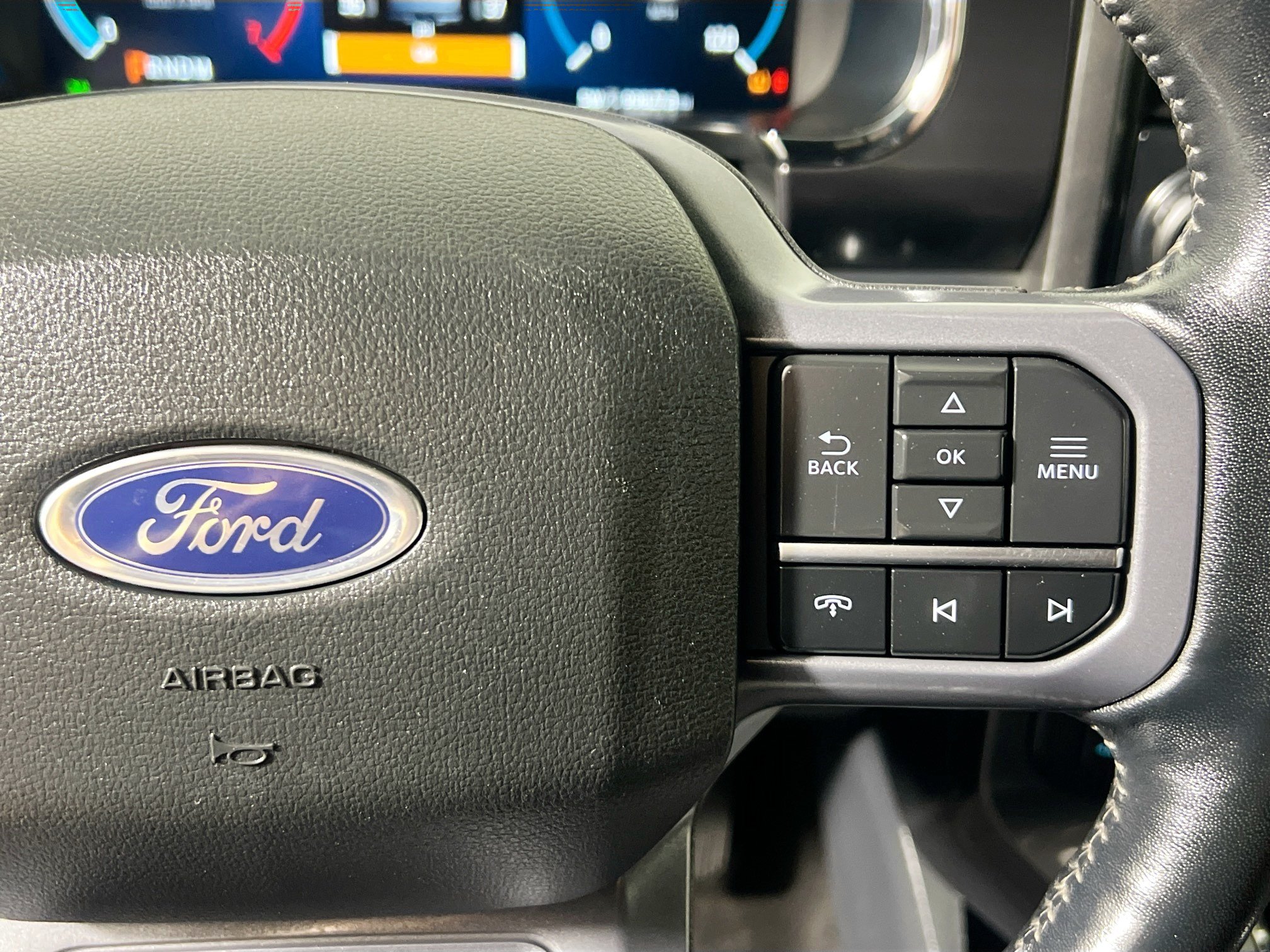 Used 2023 Ford F150 Lariat AWD/4WD image 19