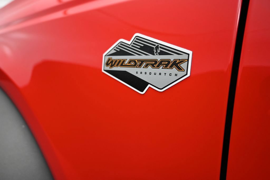 Used 2022 Ford Bronco Wildtrak AWD/4WD image 17
