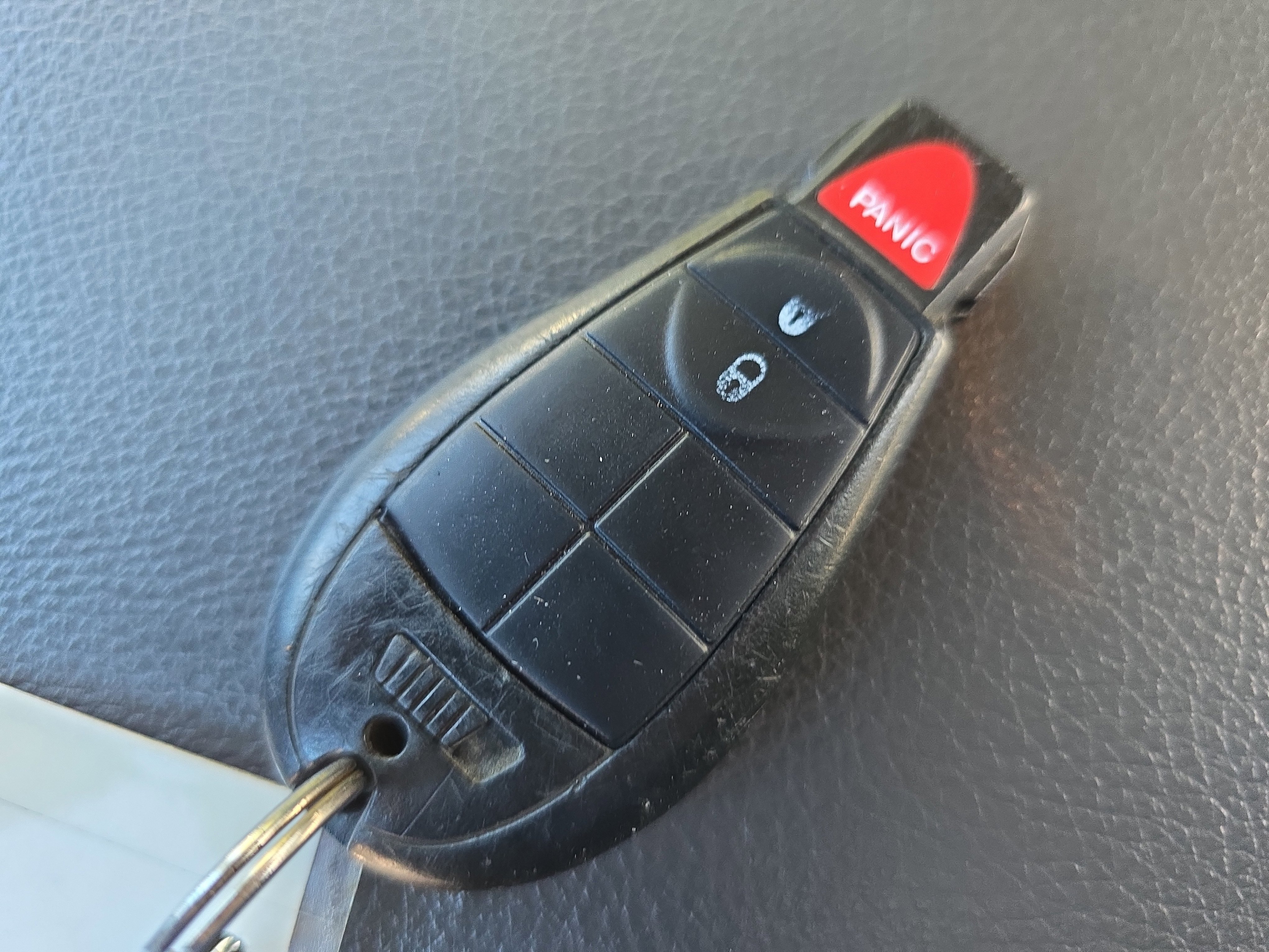 Used 2016 RAM 1500 Classic SLT image 34