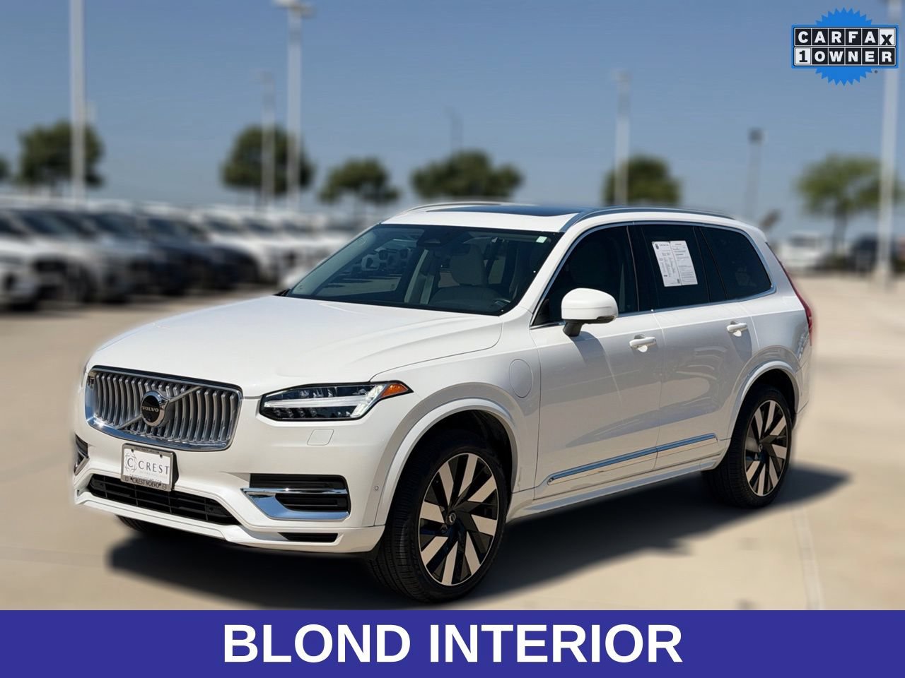 Certified 2025 Volvo XC90 T8 Plus AWD/4WD image 4