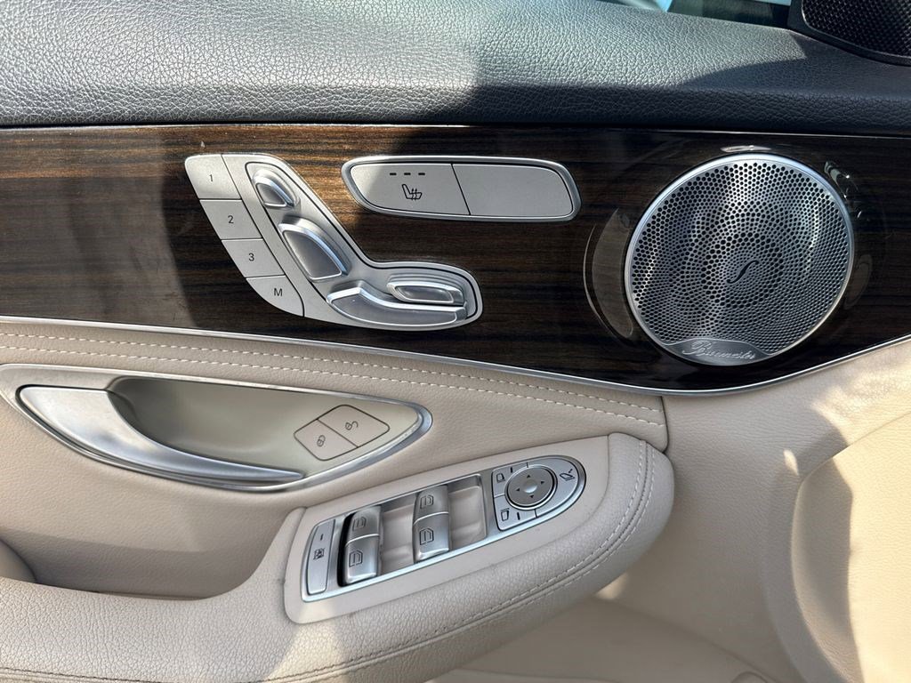 Used 2016 Mercedes-Benz C 300 4MATIC Sedan image 20