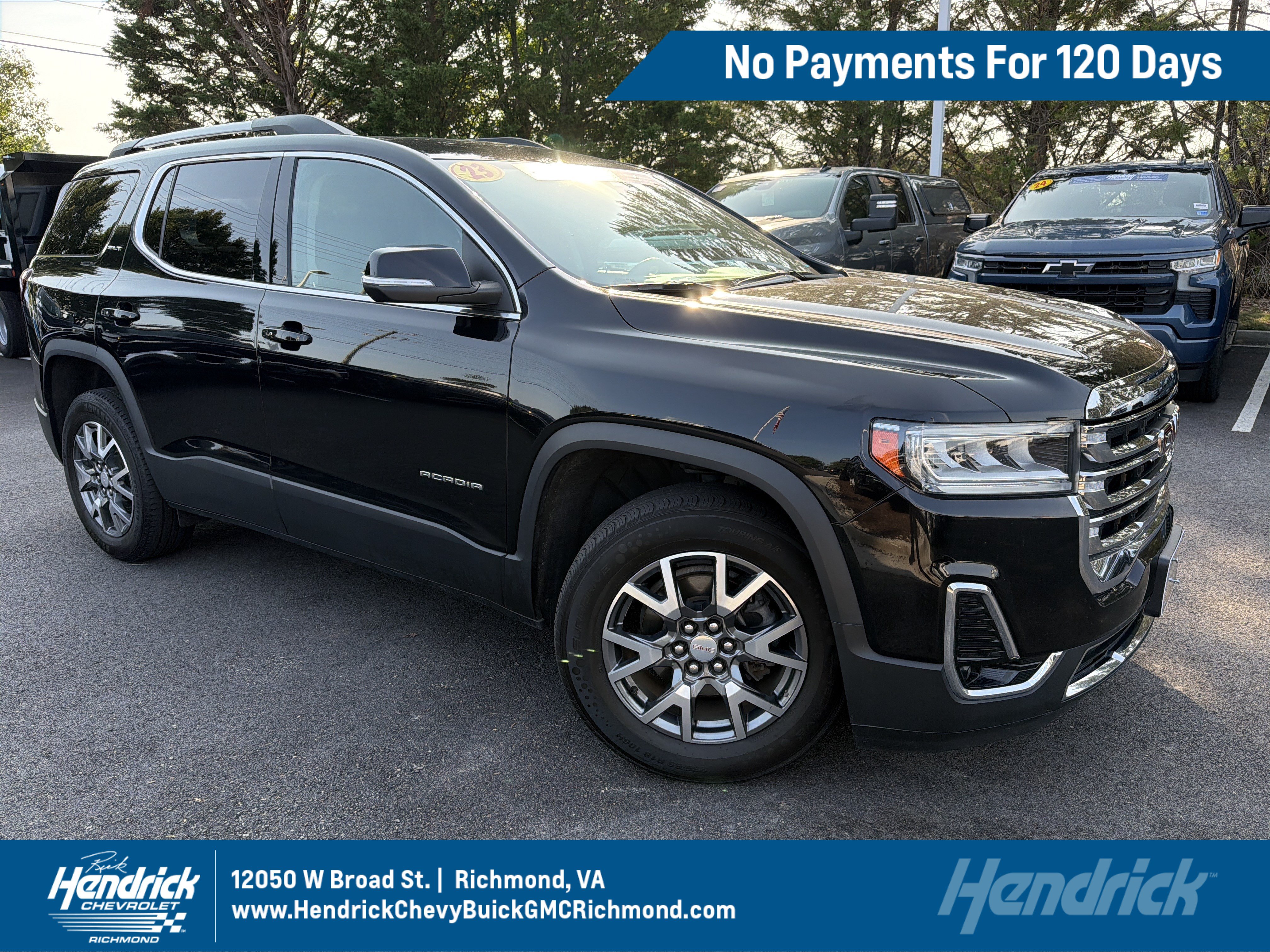 Used 2023 GMC Acadia SLT AWD/4WD image 1