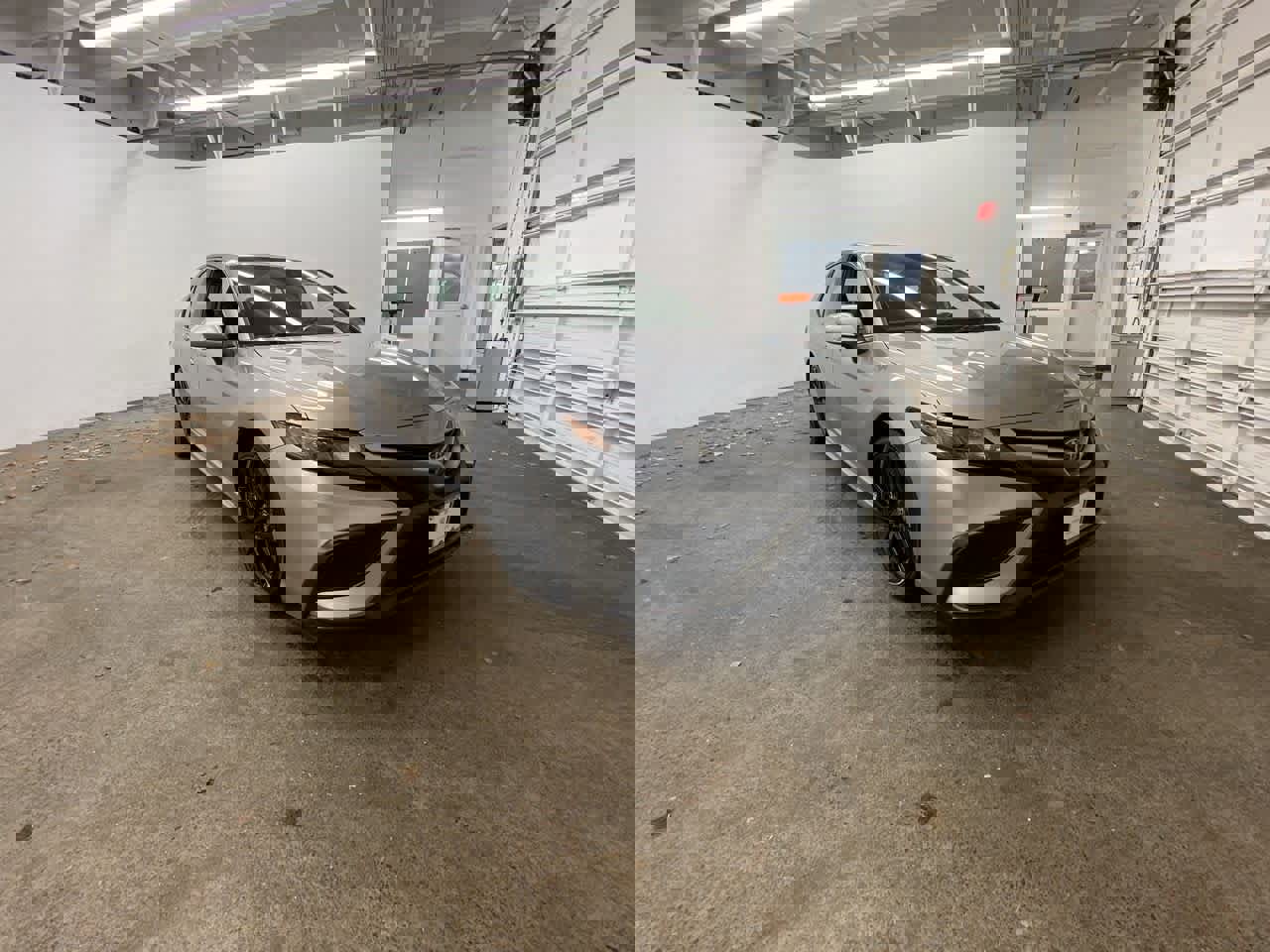 Used 2024 Toyota Camry SE image 8