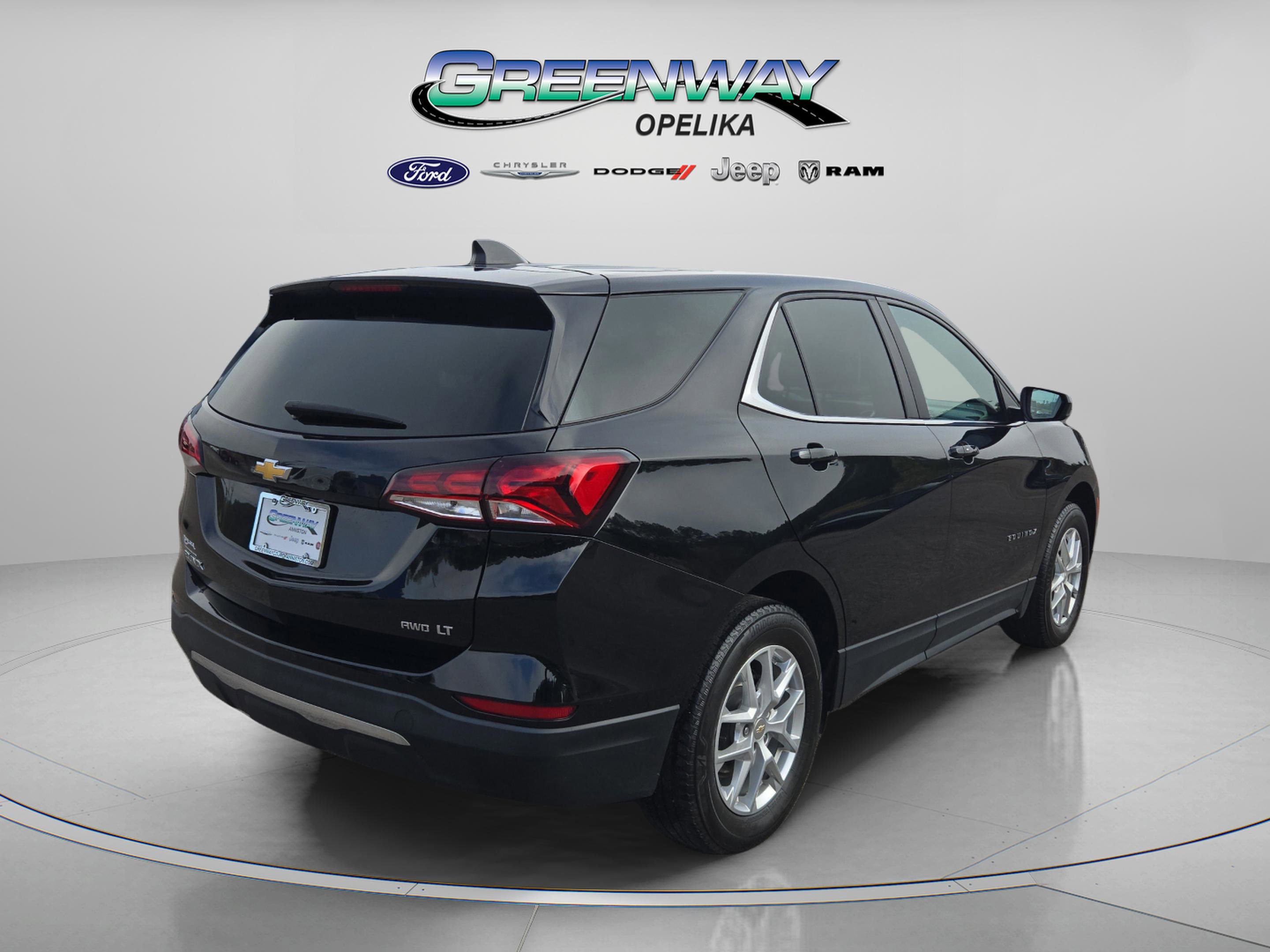 Used 2023 Chevrolet Equinox LT image 7