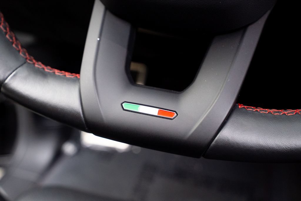 Used 2023 Lamborghini Urus Performante AWD/4WD image 44