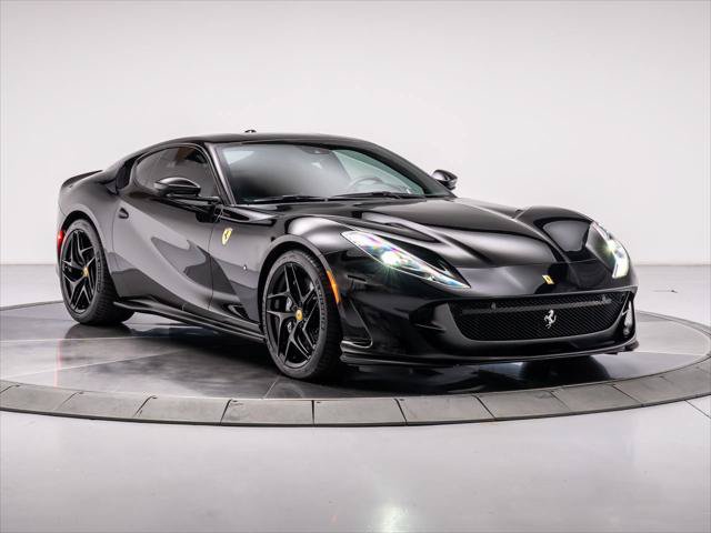Used 2020 Ferrari 812 Superfast RWD image 7