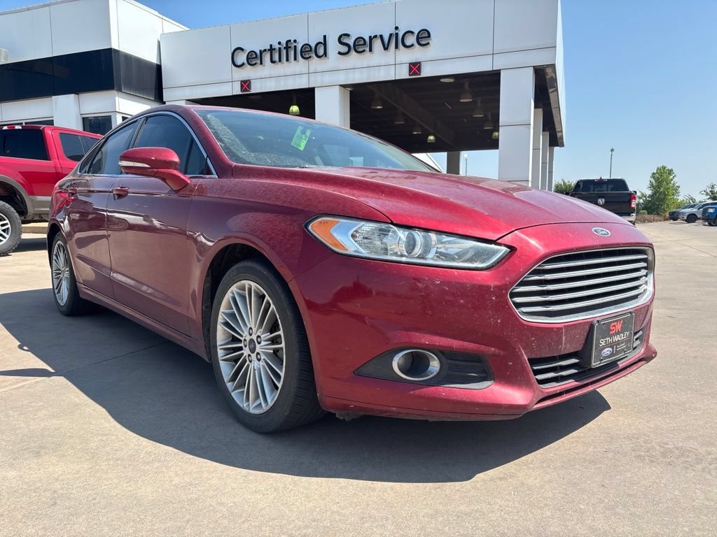 Used 2016 Ford Fusion SE w/ Equipment Group 202A FWD image 1