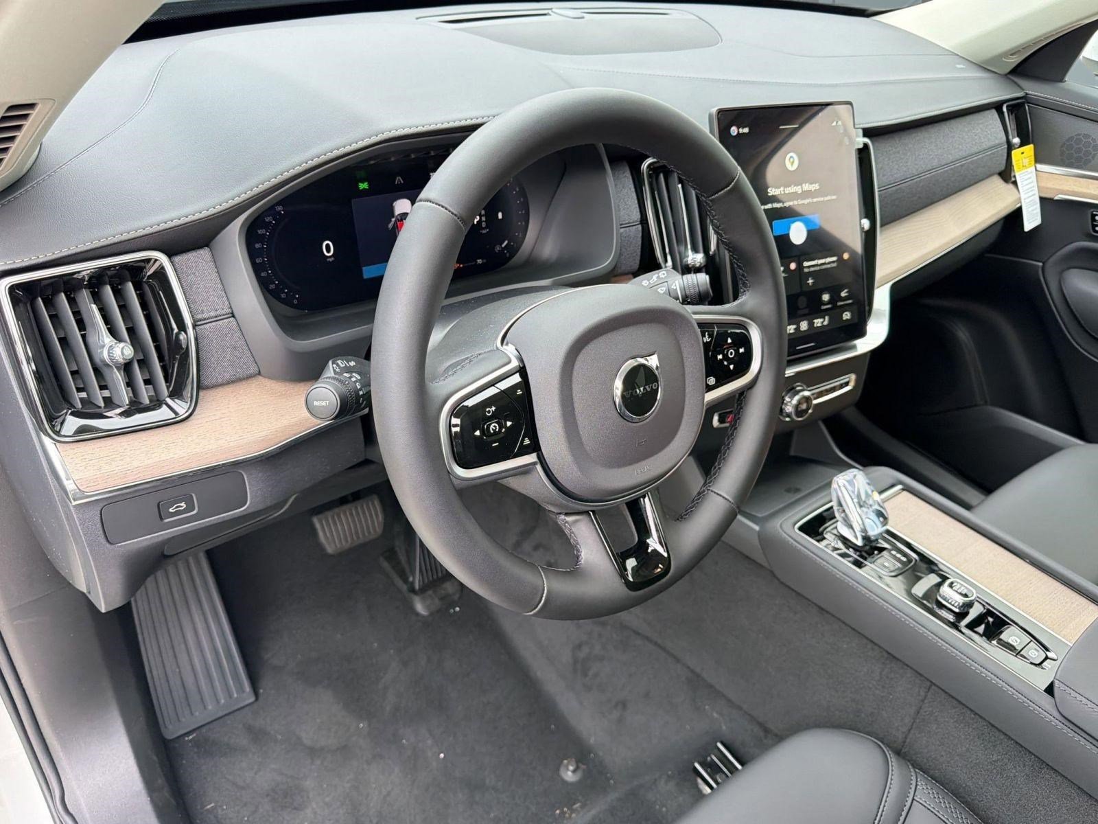 New 2026 Volvo XC90 B6 Plus w/ Protection Package AWD/4WD image 4
