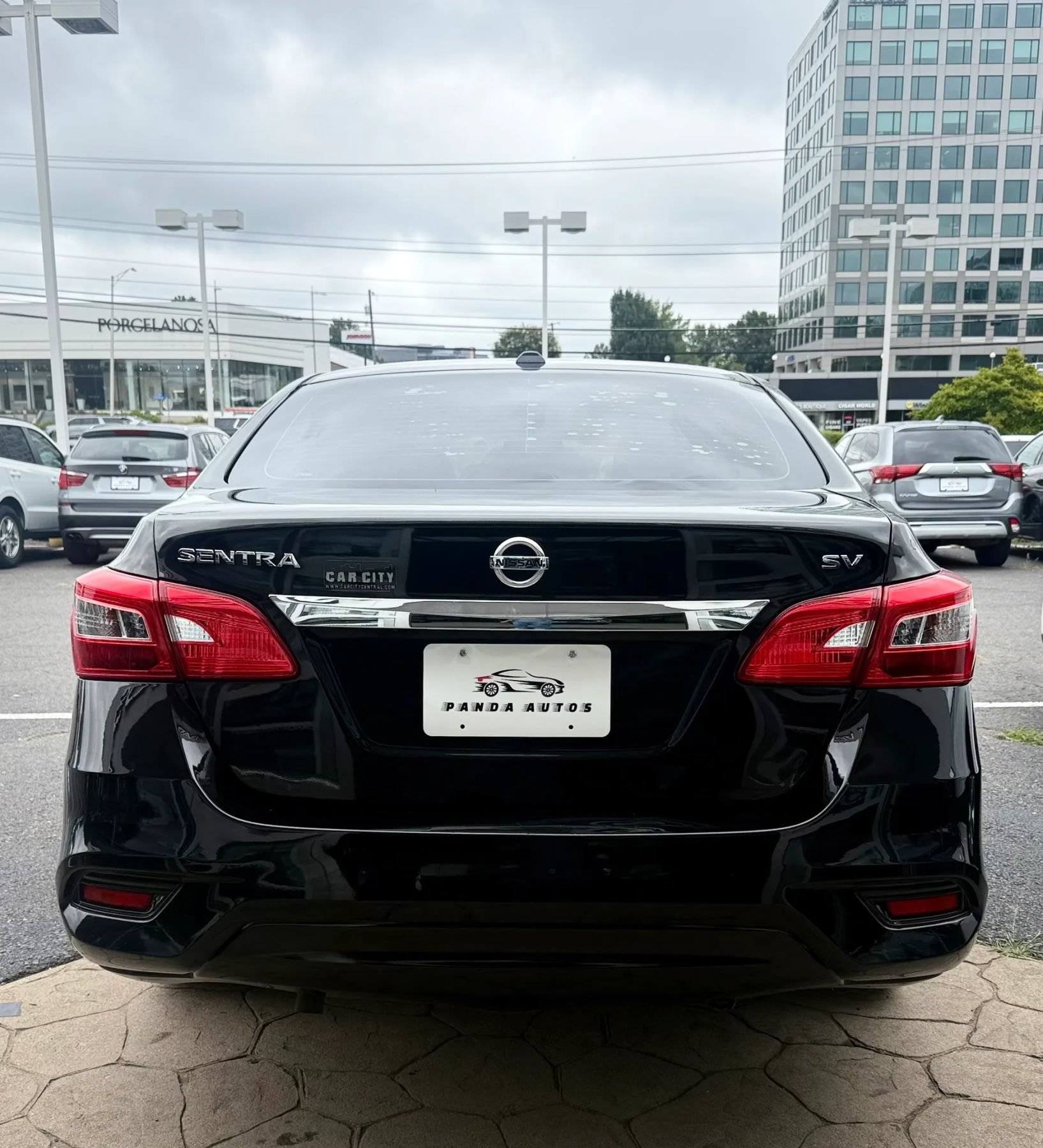 Used 2019 Nissan Sentra SV FWD image 6