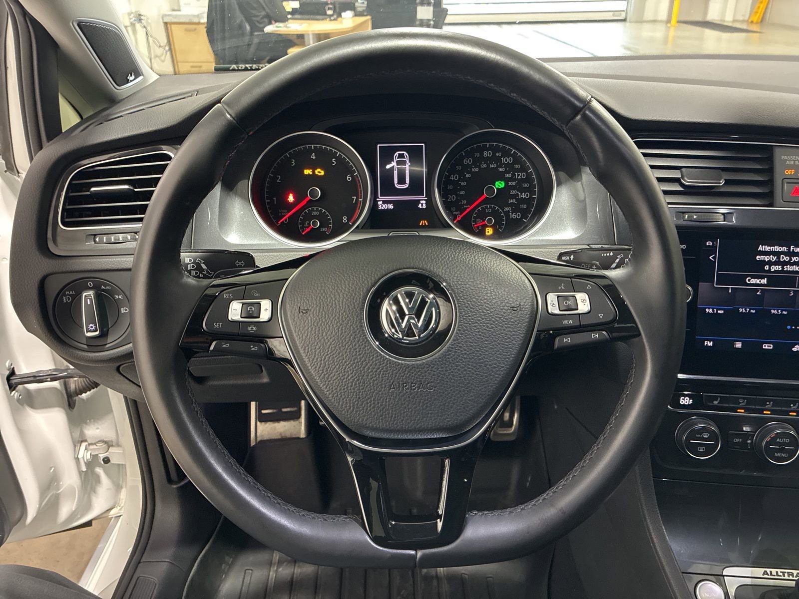 Used 2019 Volkswagen Golf Alltrack SEL image 8