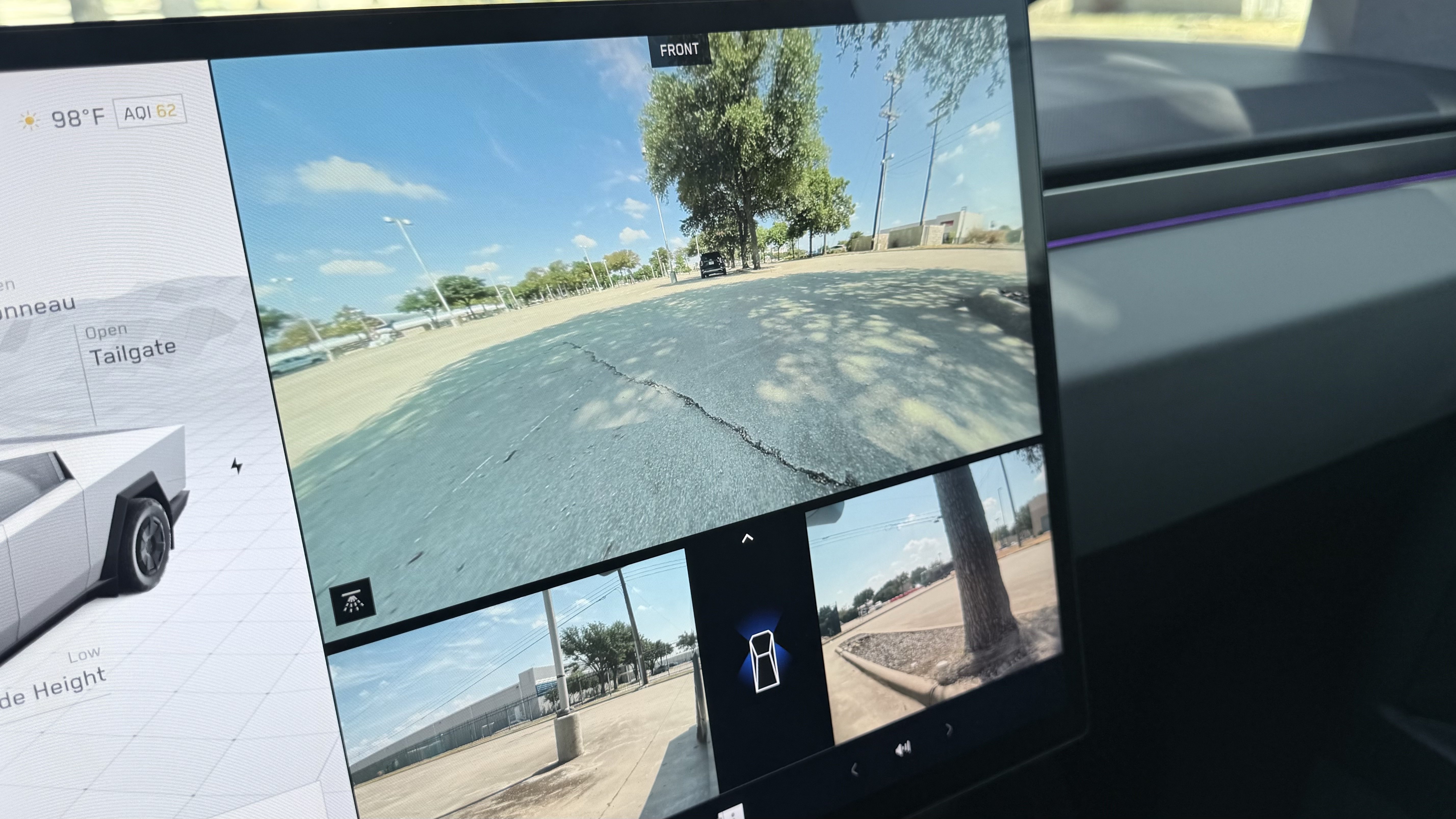Used 2025 Tesla Cybertruck AWD Crew Cab image 53
