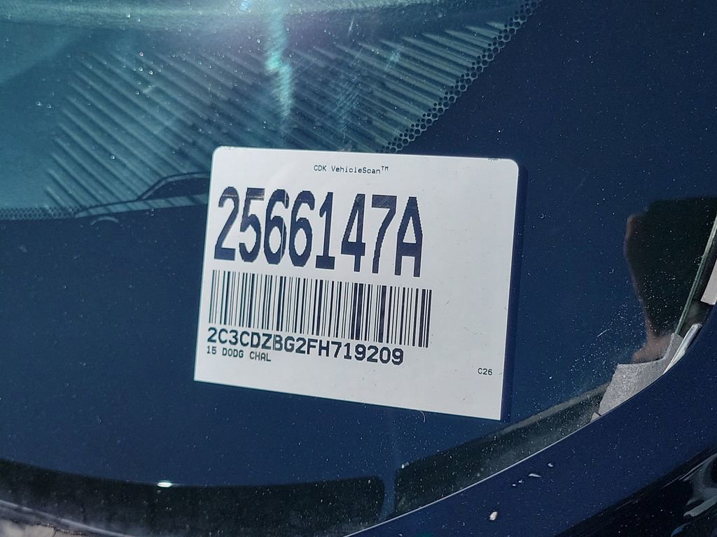 Used 2015 Dodge Challenger SXT Plus image 29