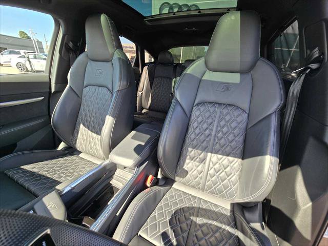 Used 2024 Audi SQ8 e-tron Prestige w/ Prestige Package AWD/4WD image 22