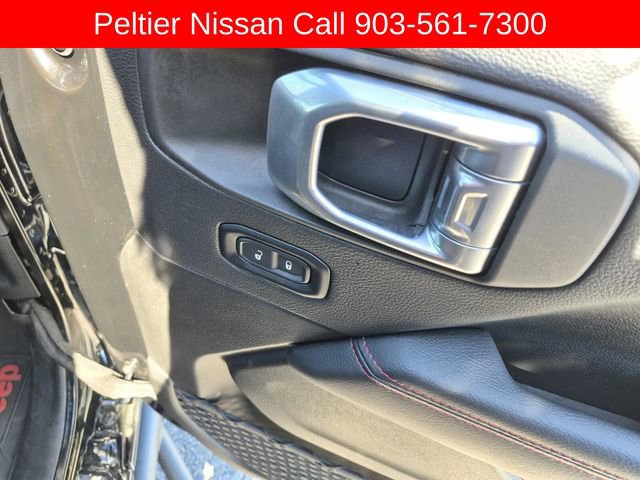 Used 2022 Jeep Gladiator Rubicon w/ Cold Weather Group image 15