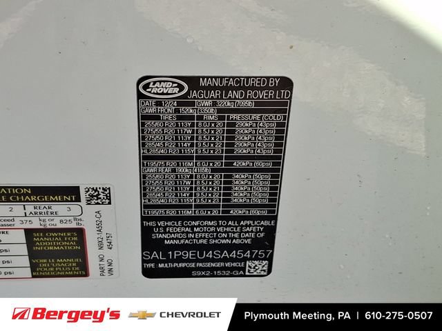 Used 2025 Land Rover Range Rover Sport SE AWD/4WD image 30